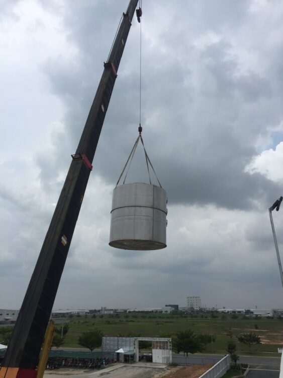 Thi công hệ thống xử lý khí thải - Giải pháp toàn diện cho doanh nghiệp | HOÀI NHƠN - Xử lý nước thải, khí thải sinh hoạt & công nghiệp, cung cấp thiết bị, giải pháp và tư vấn môi trường.