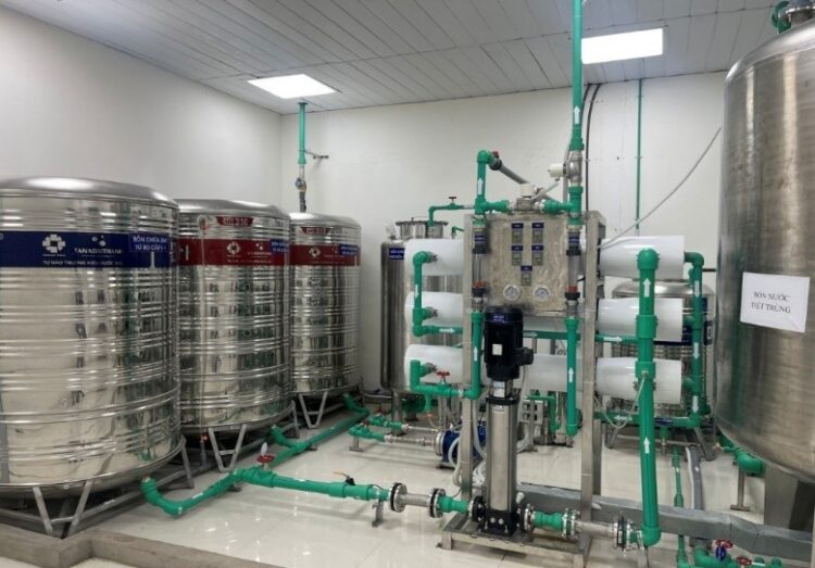 Bàn giao thành công hệ thống lọc nước RO cho Bệnh viện Tỉnh 2 | HOÀI NHƠN - Xử lý nước thải, khí thải sinh hoạt & công nghiệp, cung cấp thiết bị, giải pháp và tư vấn môi trường. Bàn giao thành công hệ thống lọc nước RO cho Bệnh viện Tỉnh | HOÀI NHƠN - Xử lý nước thải, khí thải sinh hoạt & công nghiệp, cung cấp thiết bị, giải pháp và tư vấn môi trường.